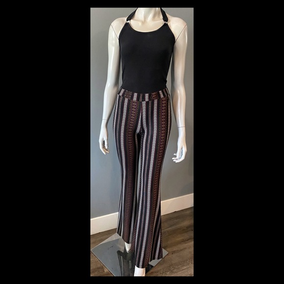 Fantastic&Flared 😝 - Picture 2 of 5